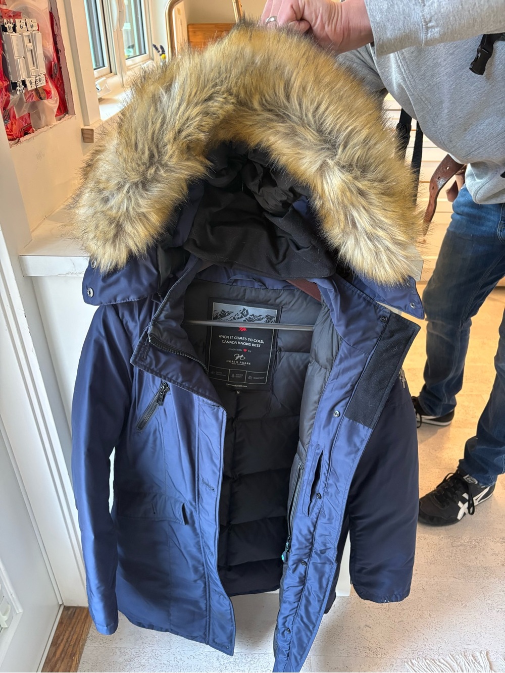 CDN North Aware Smart Parka - Picture 10 of 16